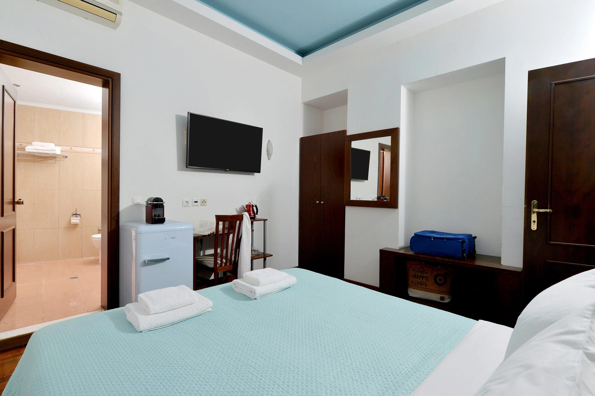 Superior δωμάτιο στο Poros Mood The Rooms με παροχές